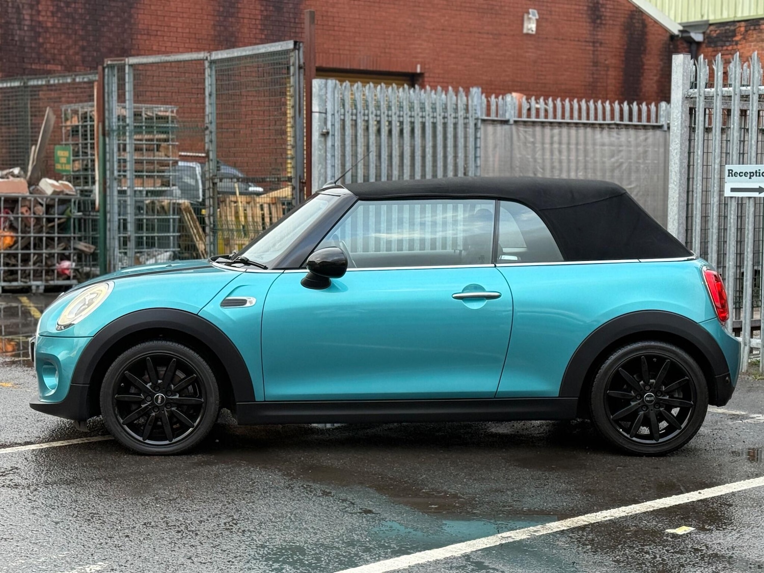 Used MINI Convertible 2016 for sale - 77229618: Photo 52