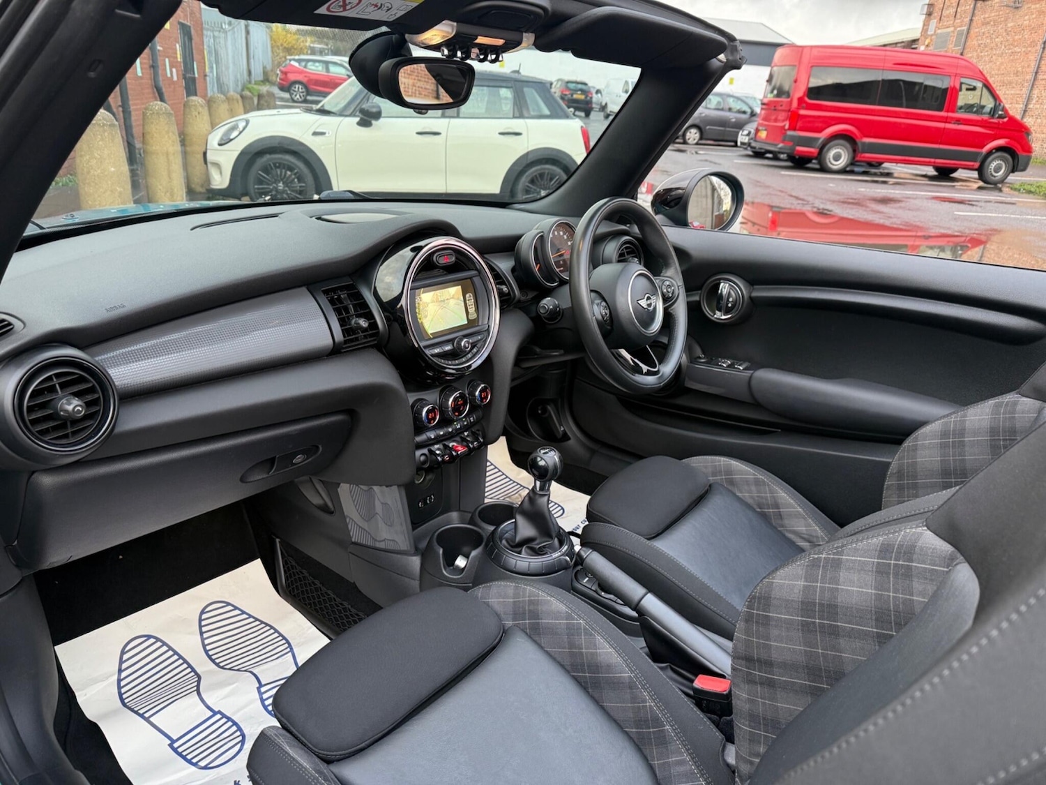 Used MINI Convertible 2016 for sale - 77229618: Photo 8