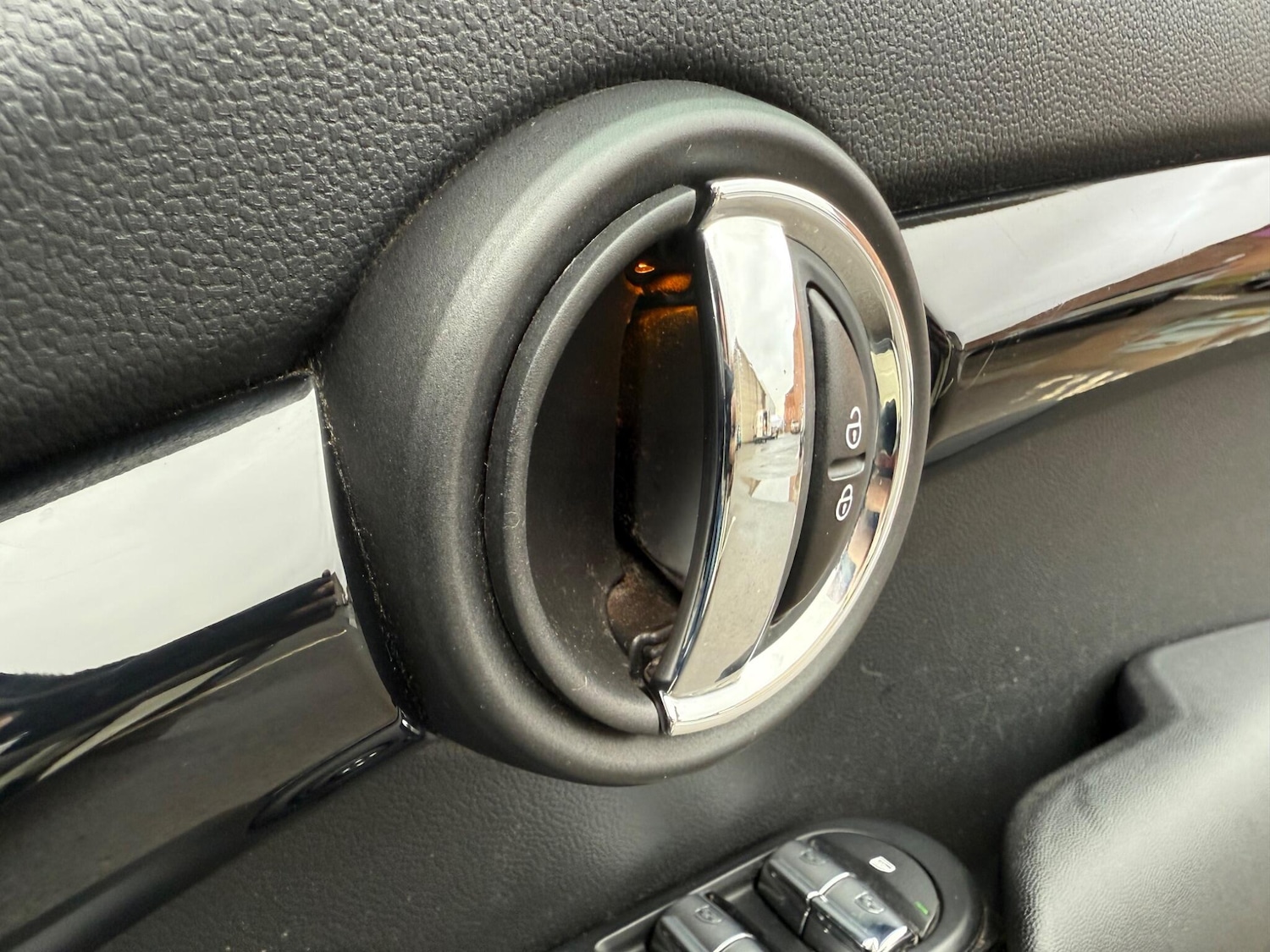 Used MINI Hatch 2015 for sale - 77625400: Photo 27