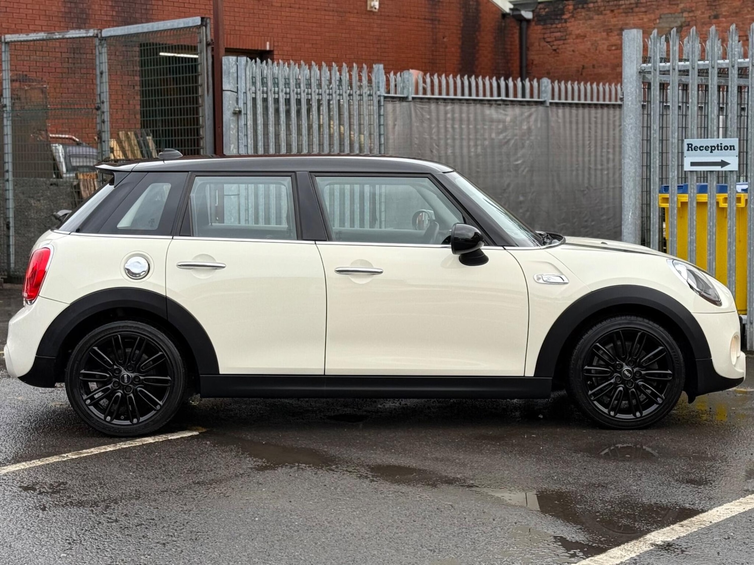 Used MINI Hatch 2015 for sale - 77625400: Photo 47