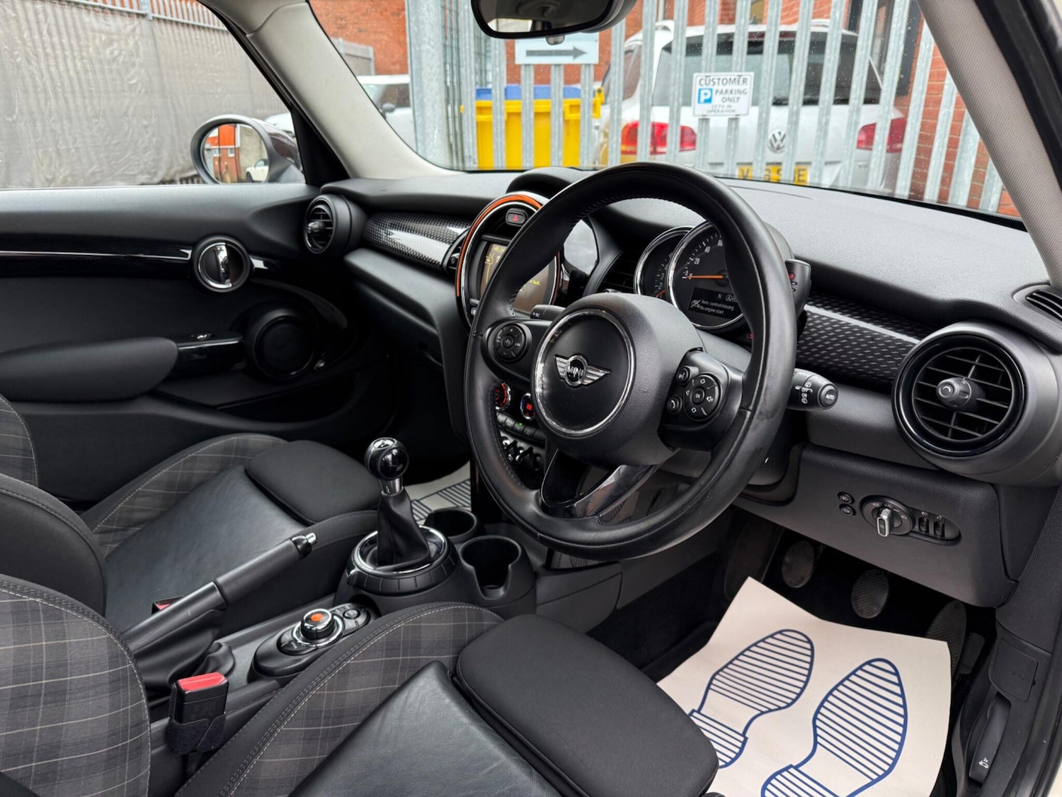 Used MINI Hatch 2015 for sale - 77625400: Photo 9