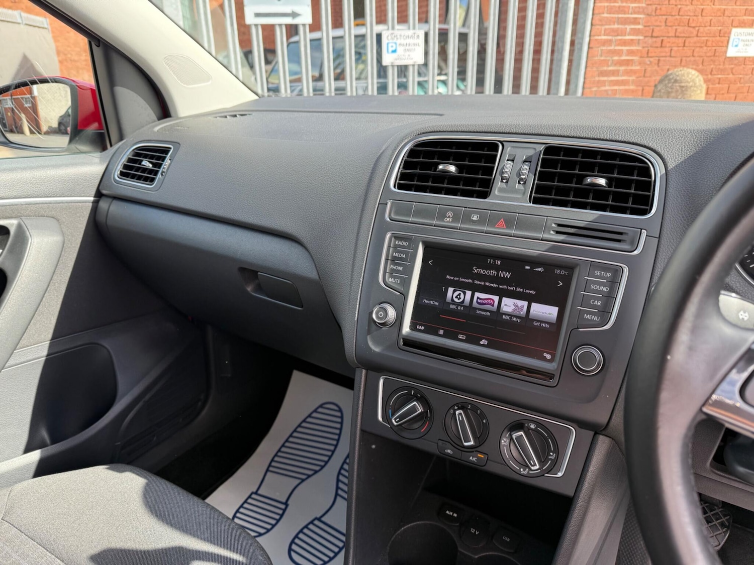 Used Volkswagen Polo 2014 for sale - 77230391: Photo 11