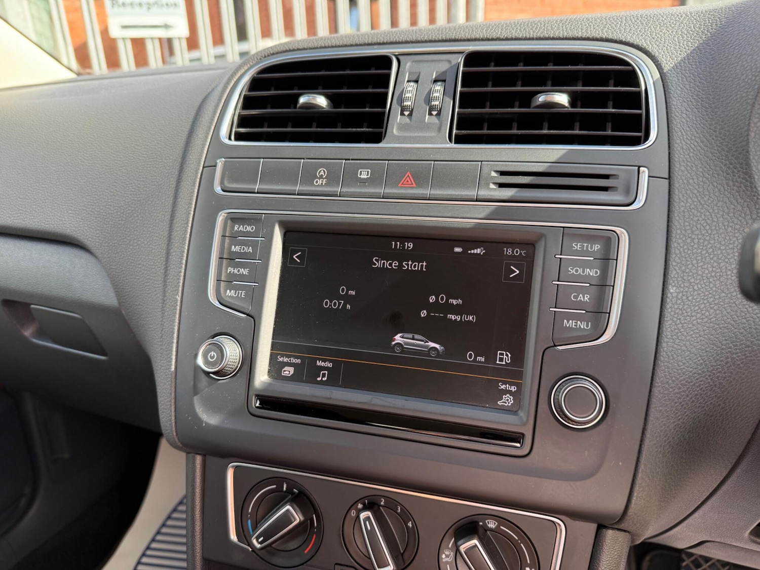 Used Volkswagen Polo 2014 for sale - 77230391: Photo 14