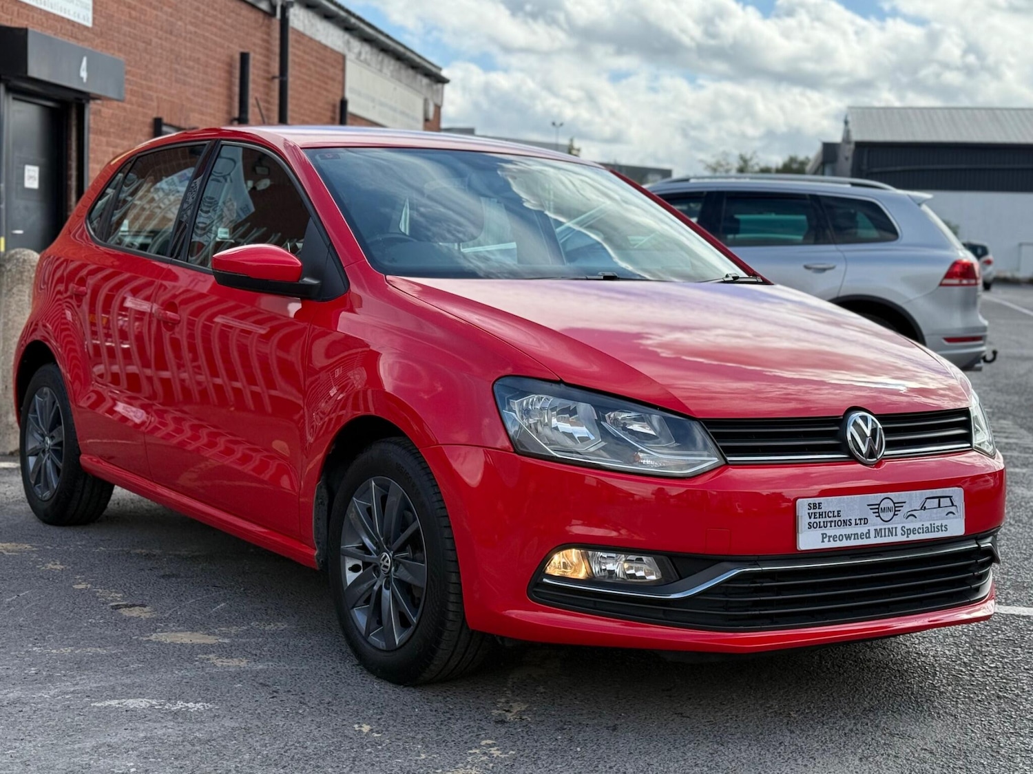 Used Volkswagen Polo 2014 for sale - 77230391: Photo 2