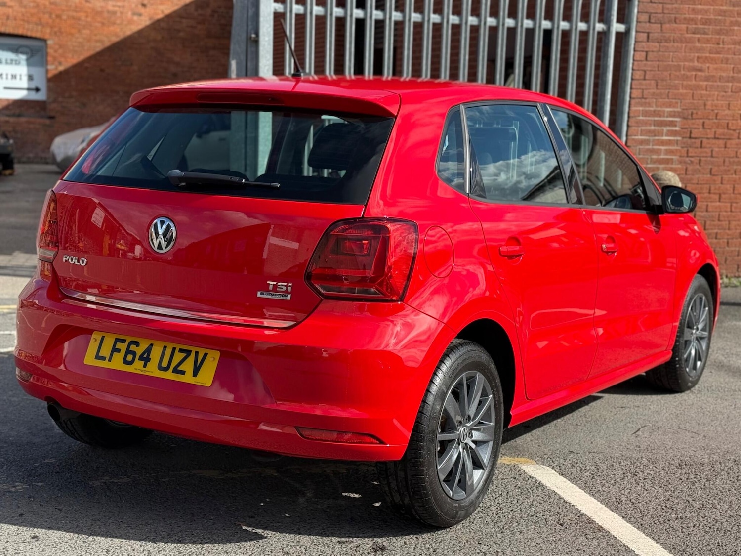 Used Volkswagen Polo 2014 for sale - 77230391: Photo 7