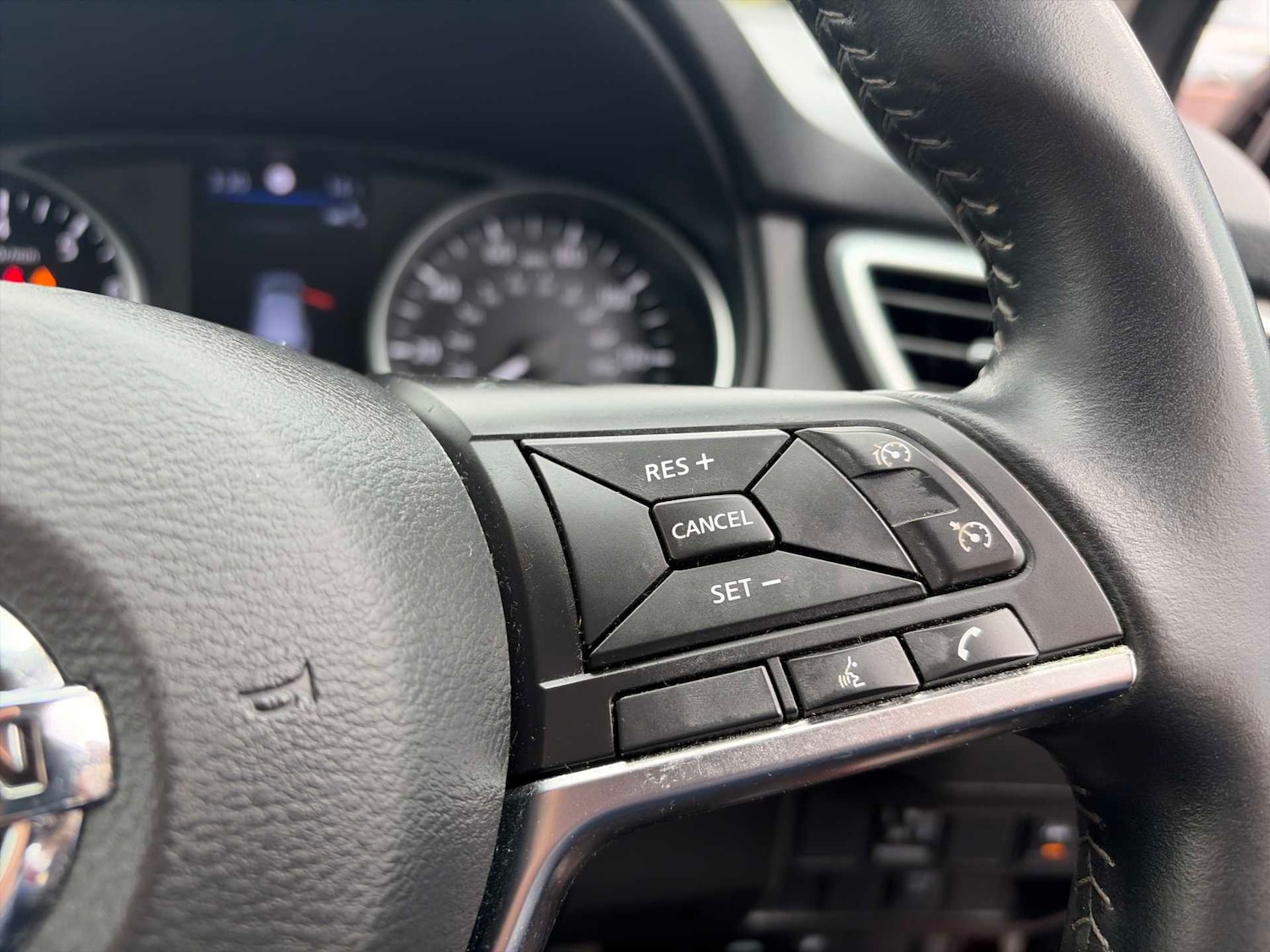 Used Nissan Qashqai 2018 for sale - 78218639: Photo 23