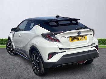 Used Toyota C-HR 2017 for sale - 79073733: Photo