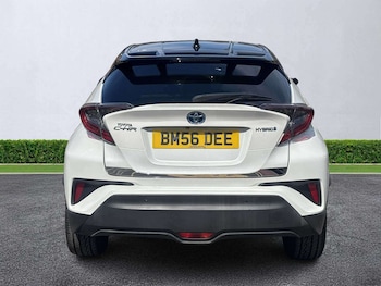 Used Toyota C-HR 2017 for sale - 79073733: Photo