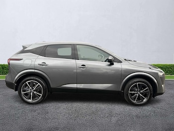 Used Nissan Qashqai 2023 for sale - 76543068: Photo