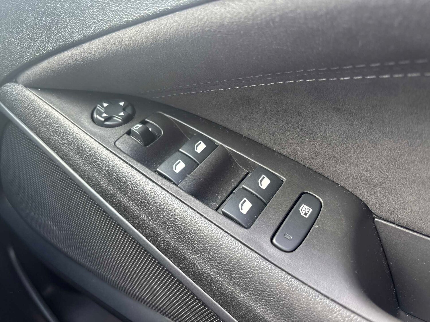 Used Vauxhall Crossland 2022 for sale - 78193115: Photo 20