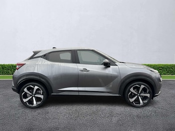 Used Nissan Juke 2022 for sale - 77014890: Photo