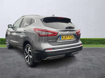 Used Nissan Qashqai 2017 for sale - 79347054: Photo