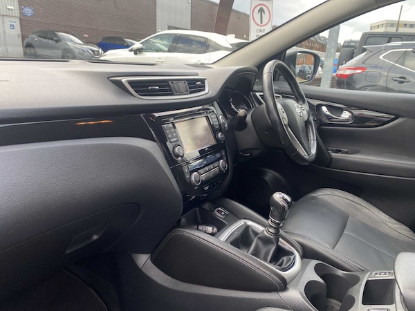 Used Nissan Qashqai 2016 for sale - 76157271: Photo 7