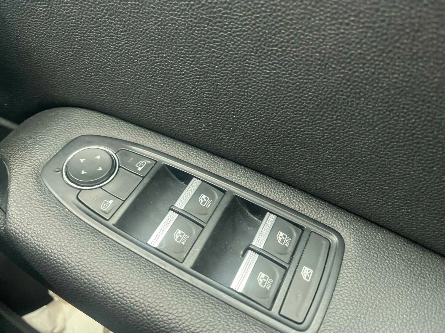 Used Renault Captur 2022 for sale - 77488179: Photo 20