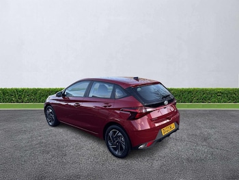 Used Hyundai i20 2023 for sale - 77689545: Photo