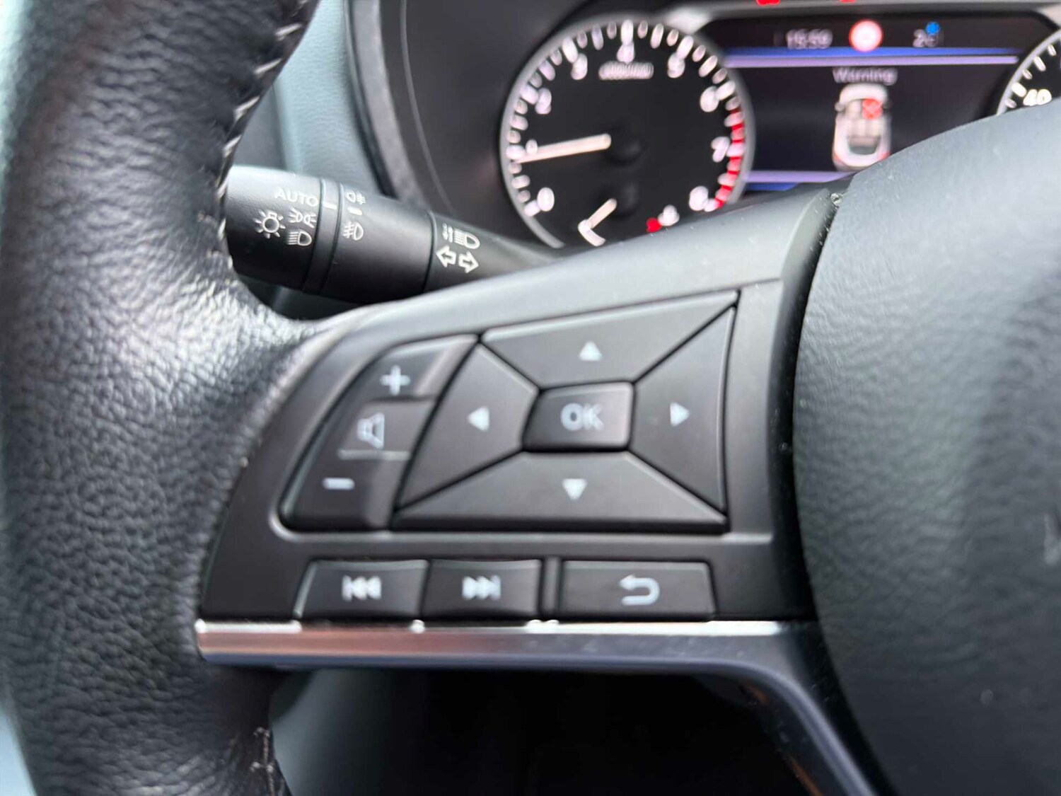 Used Nissan Juke 2019 for sale - 78026152: Photo 24