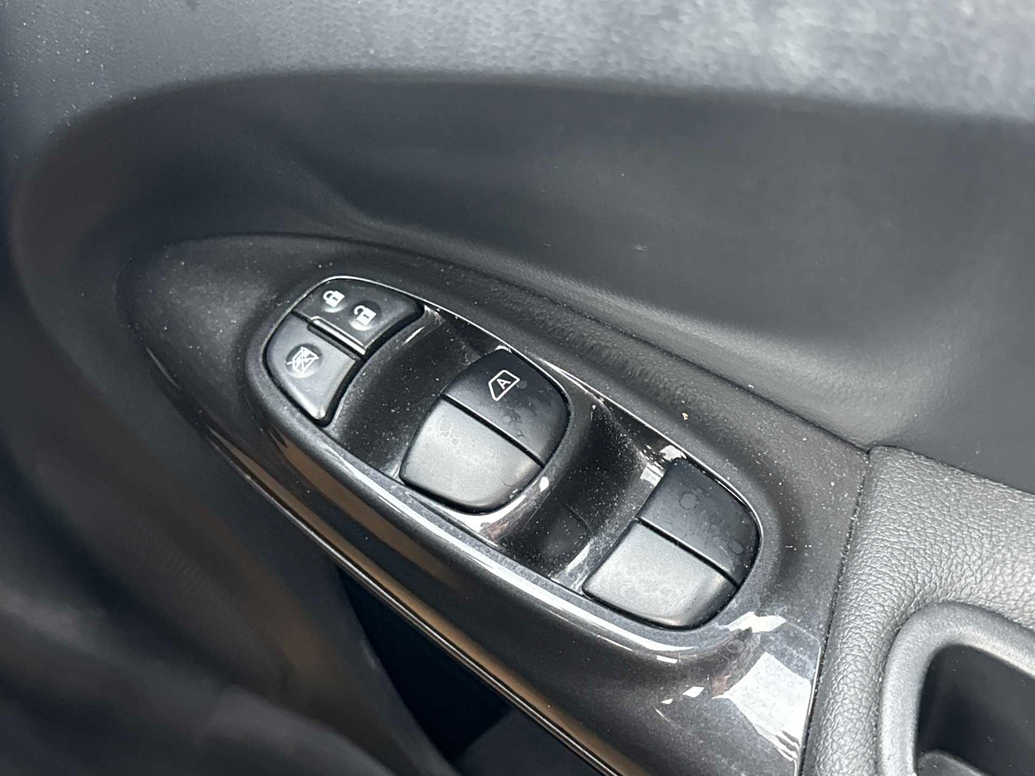 Used Nissan Juke 2017 for sale - 76830718: Photo 20