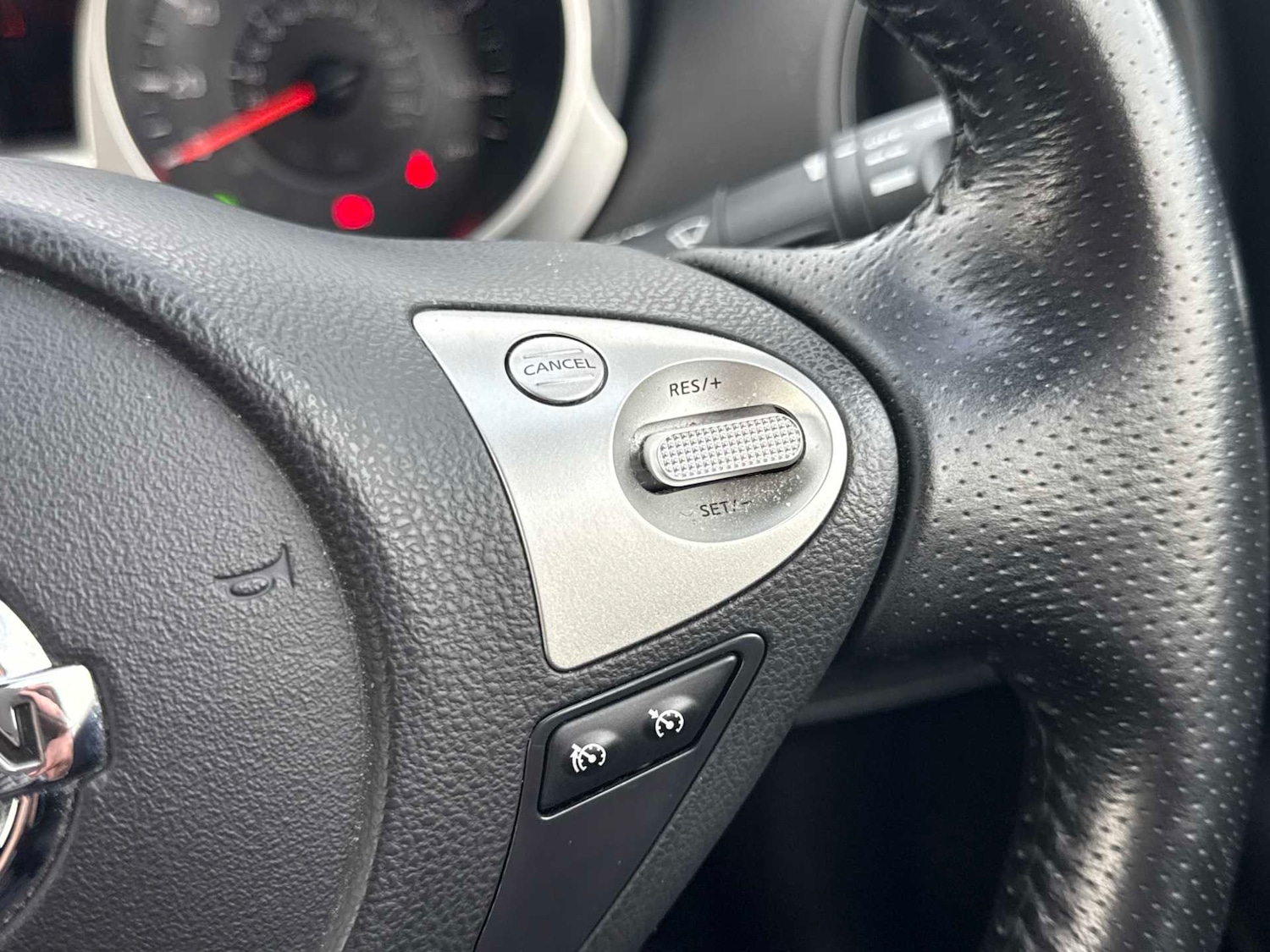 Used Nissan Juke 2017 for sale - 76830718: Photo 23