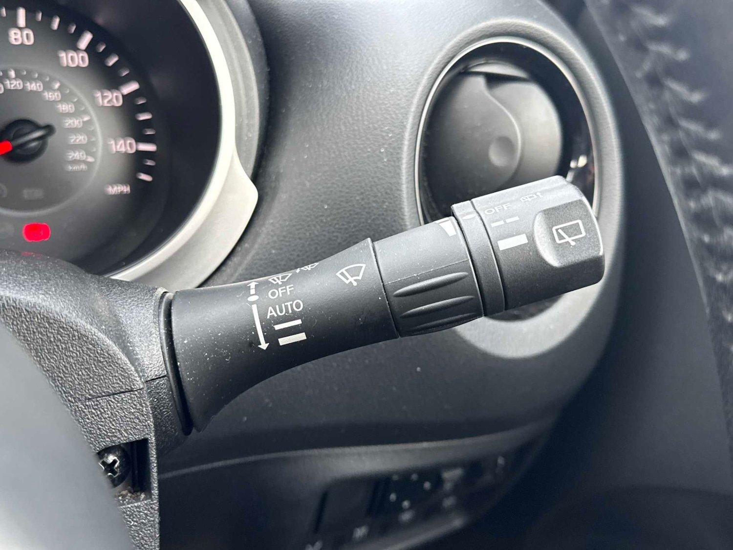 Used Nissan Juke 2017 for sale - 76830718: Photo 25