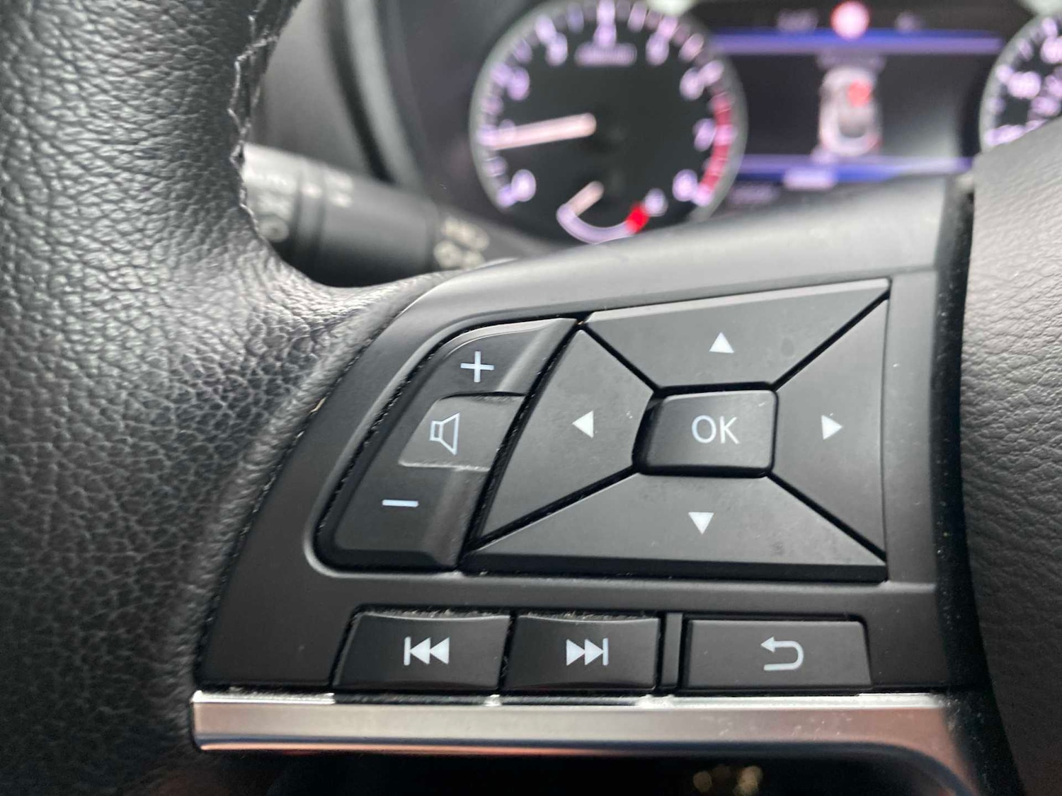 Used Nissan Juke 2023 for sale - 78011629: Photo 24