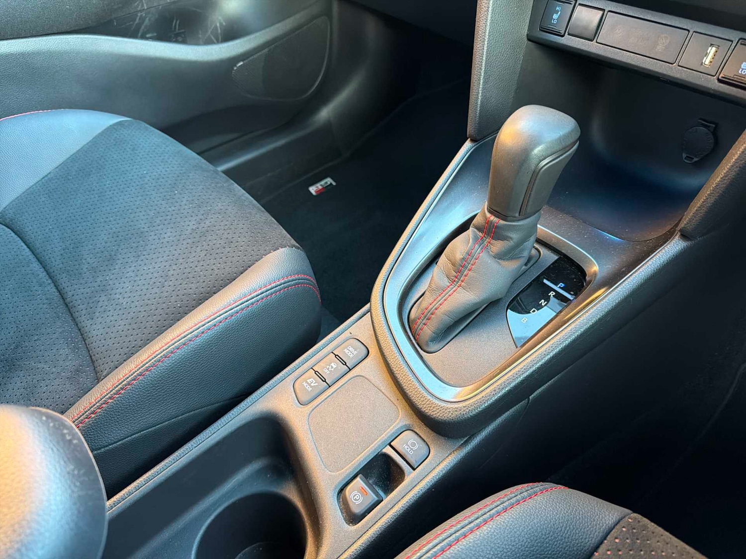 Used Toyota Yaris Cross 2023 for sale - 76777320: Photo 12