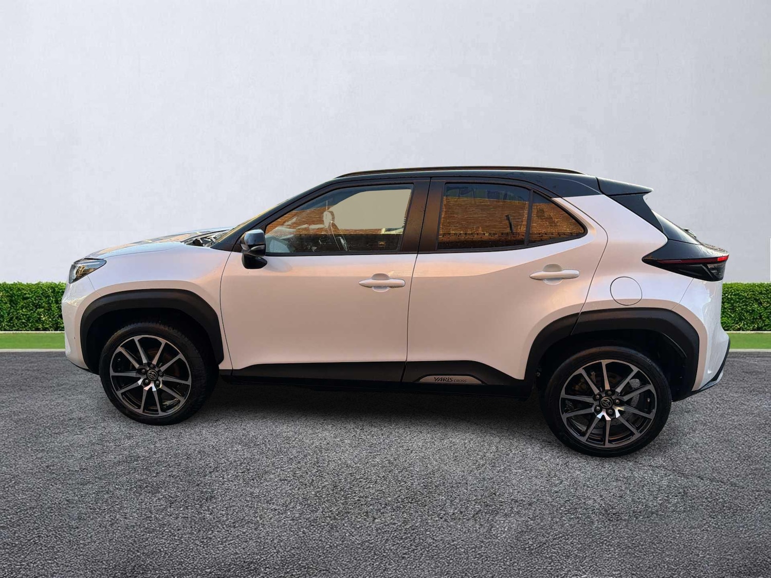 Used Toyota Yaris Cross 2023 for sale - 76777320: Photo 18