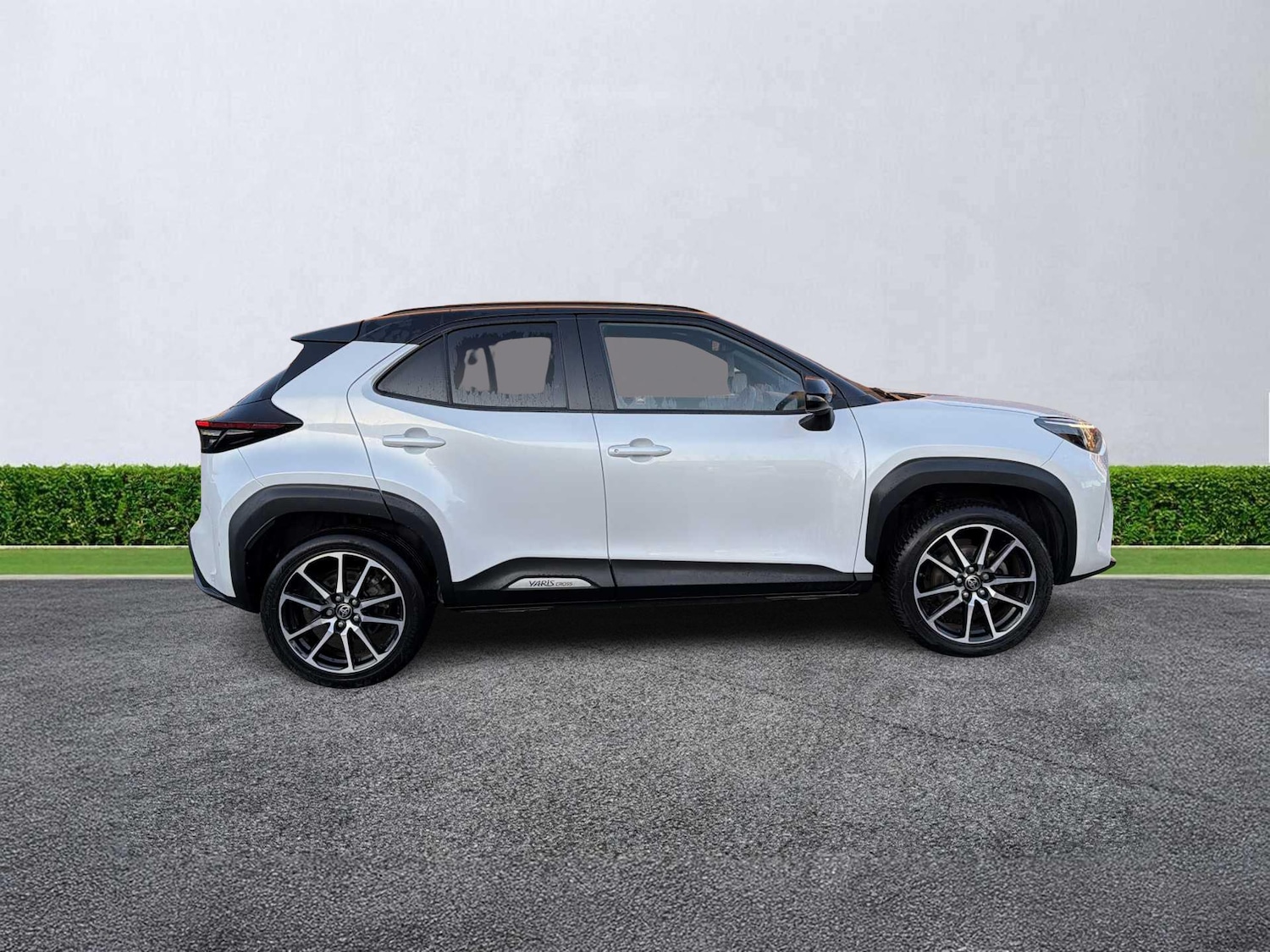 Used Toyota Yaris Cross 2023 for sale - 76777320: Photo 3