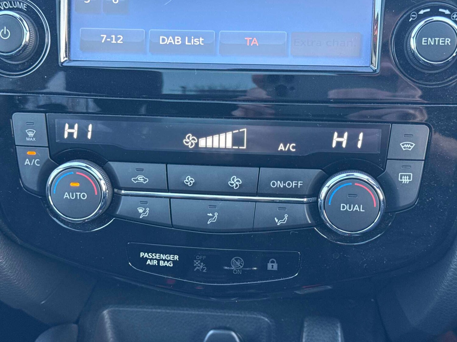 Used Nissan Qashqai 2017 for sale - 76681739: Photo 11