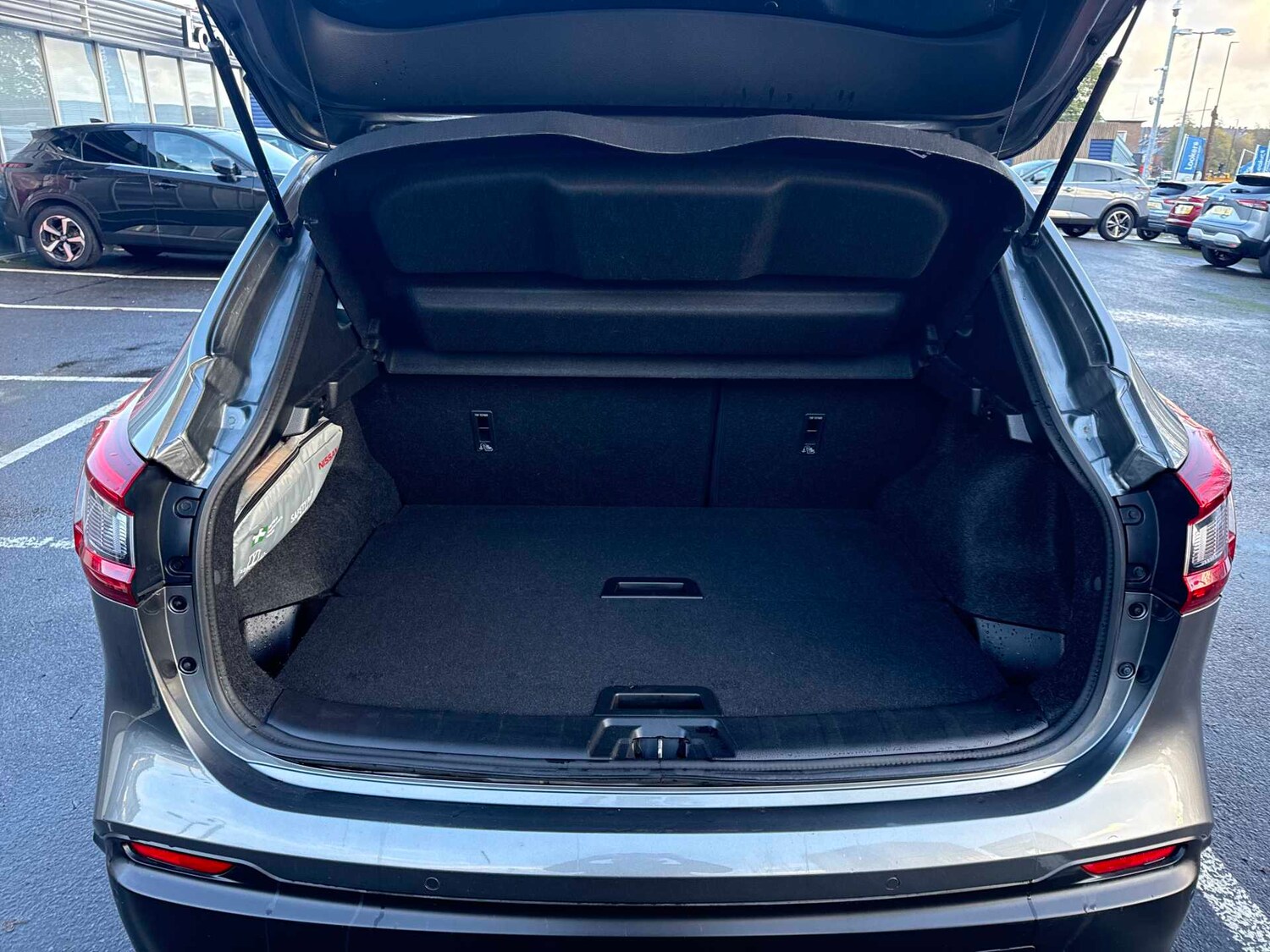 Used Nissan Qashqai 2017 for sale - 76681739: Photo 16