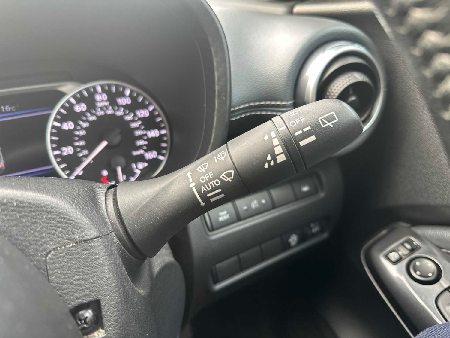 Used Nissan Juke 2020 for sale - 76450555: Photo 25