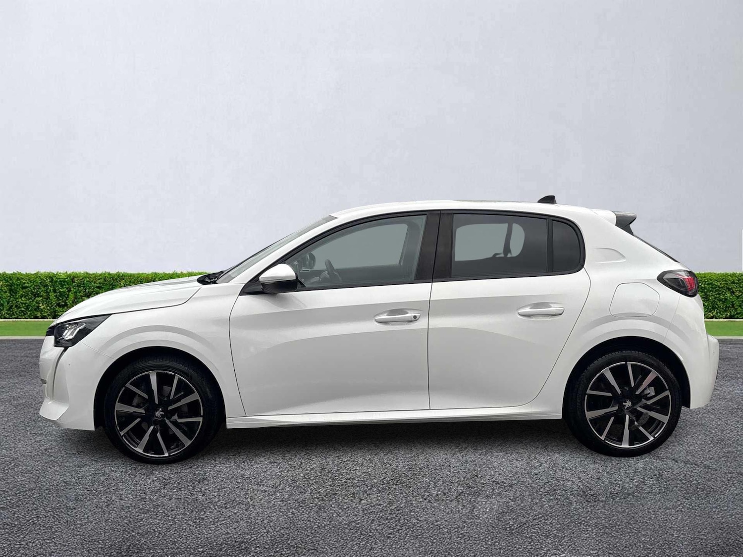 Used Peugeot 208 2021 for sale - 76809429: Photo 18