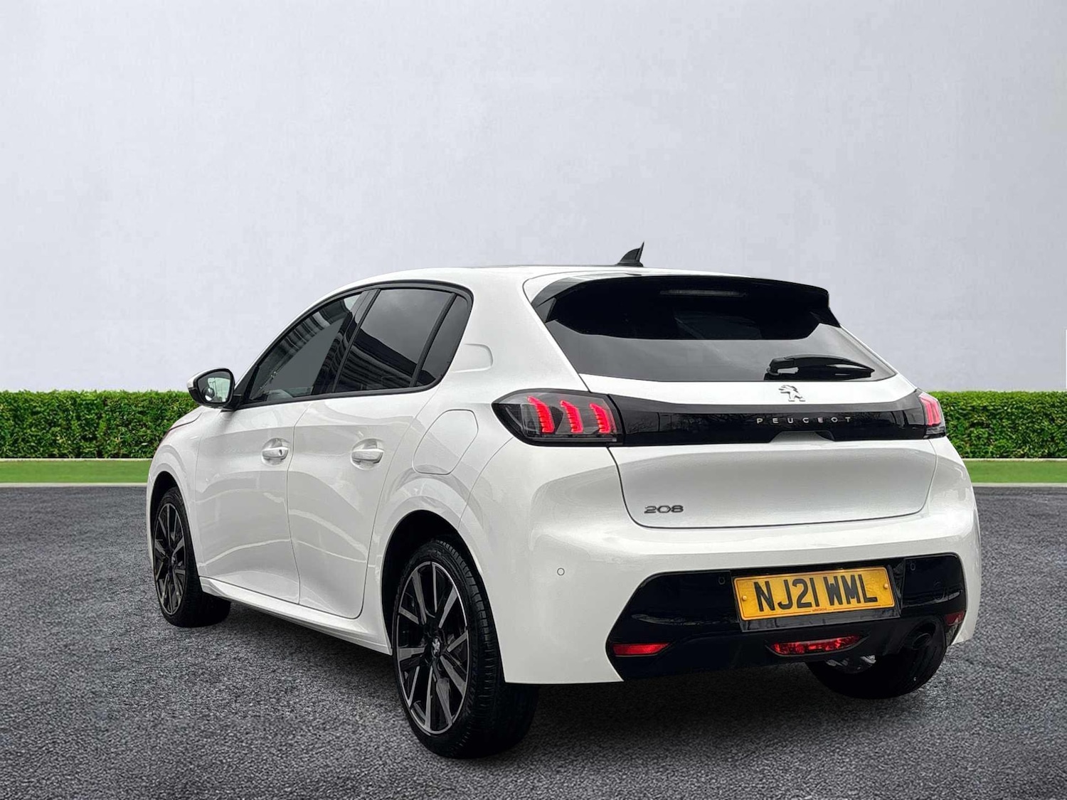 Used Peugeot 208 2021 for sale - 76809429: Photo 2