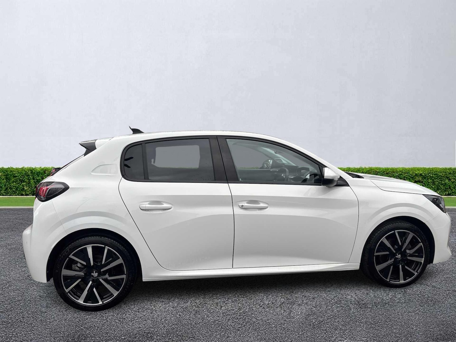 Used Peugeot 208 2021 for sale - 76809429: Photo 3