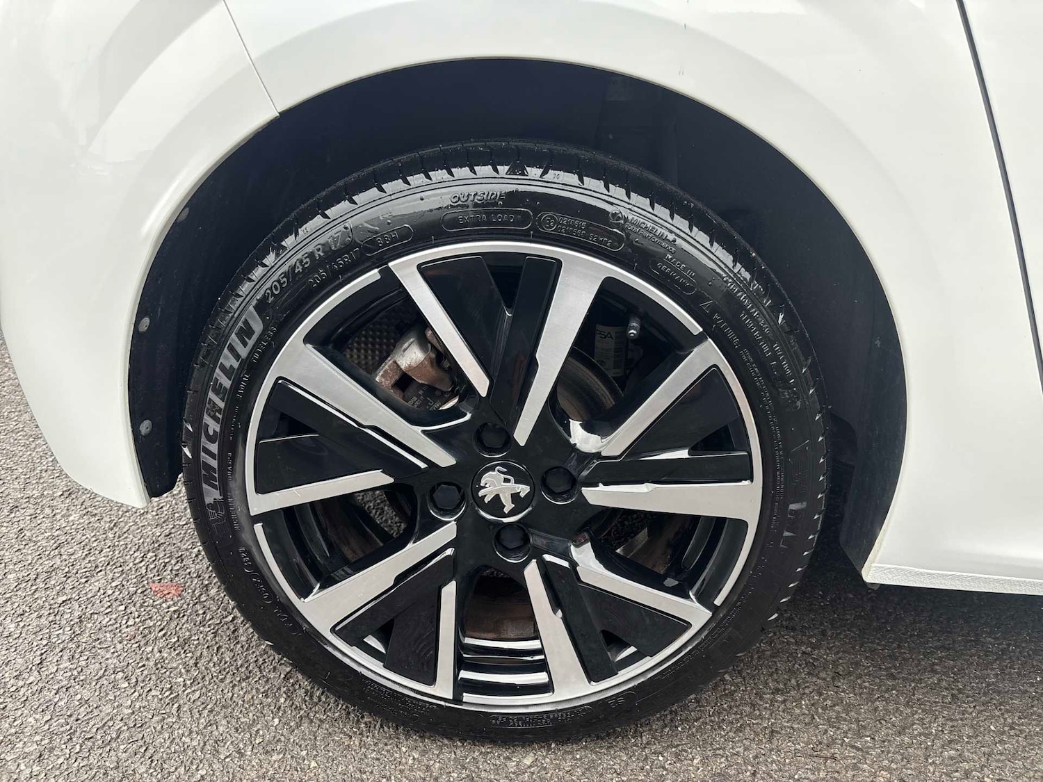 Used Peugeot 208 2021 for sale - 76809429: Photo 6