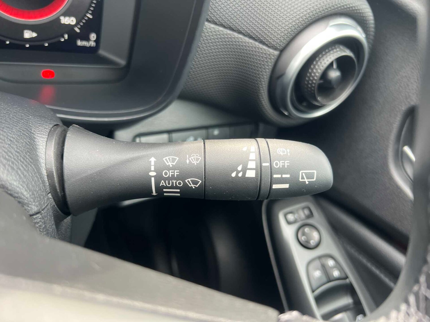 Used Nissan Juke 2025 for sale - 78191976: Photo 25