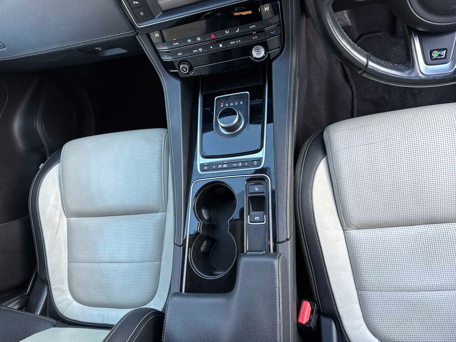 Used Jaguar F-Pace 2016 for sale - 77003686: Photo 12