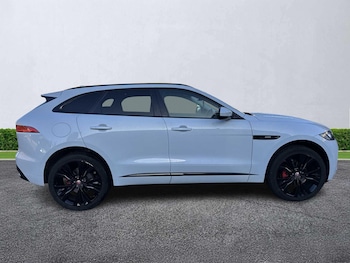 Used Jaguar F-Pace 2016 for sale - 77003686: Photo