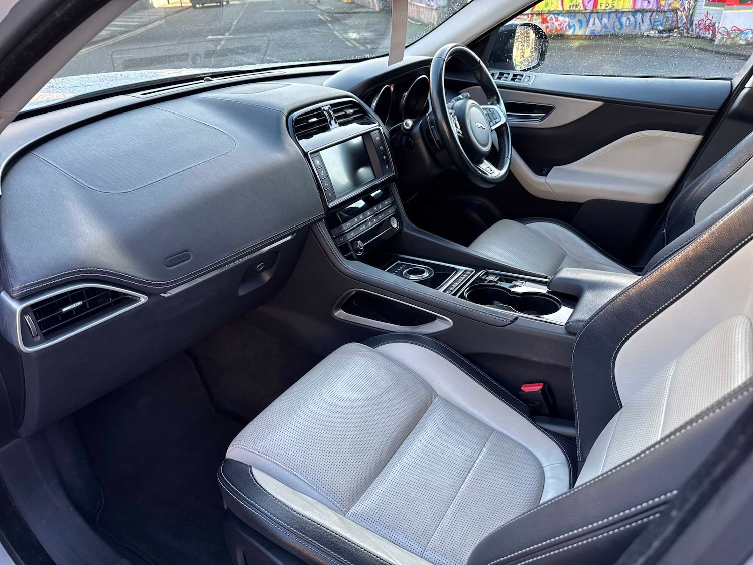 Used Jaguar F-Pace 2016 for sale - 77003686: Photo 7