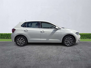 Used Volkswagen Polo 2023 for sale - 79019799: Photo