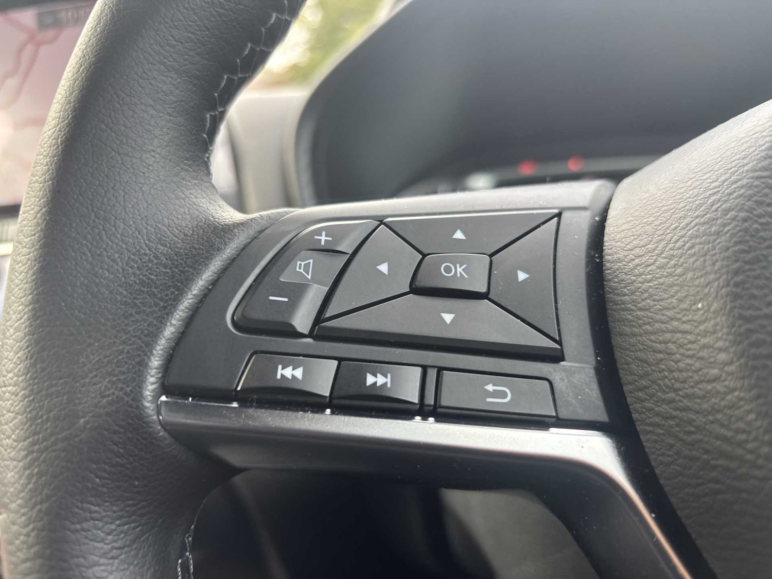 Used Nissan Juke 2022 for sale - 76046005: Photo 24