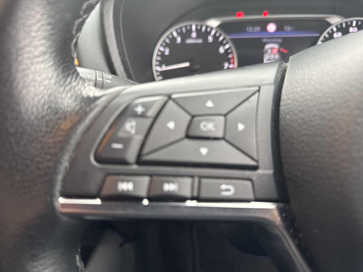 Used Nissan Juke 2021 for sale - 76331085: Photo 24