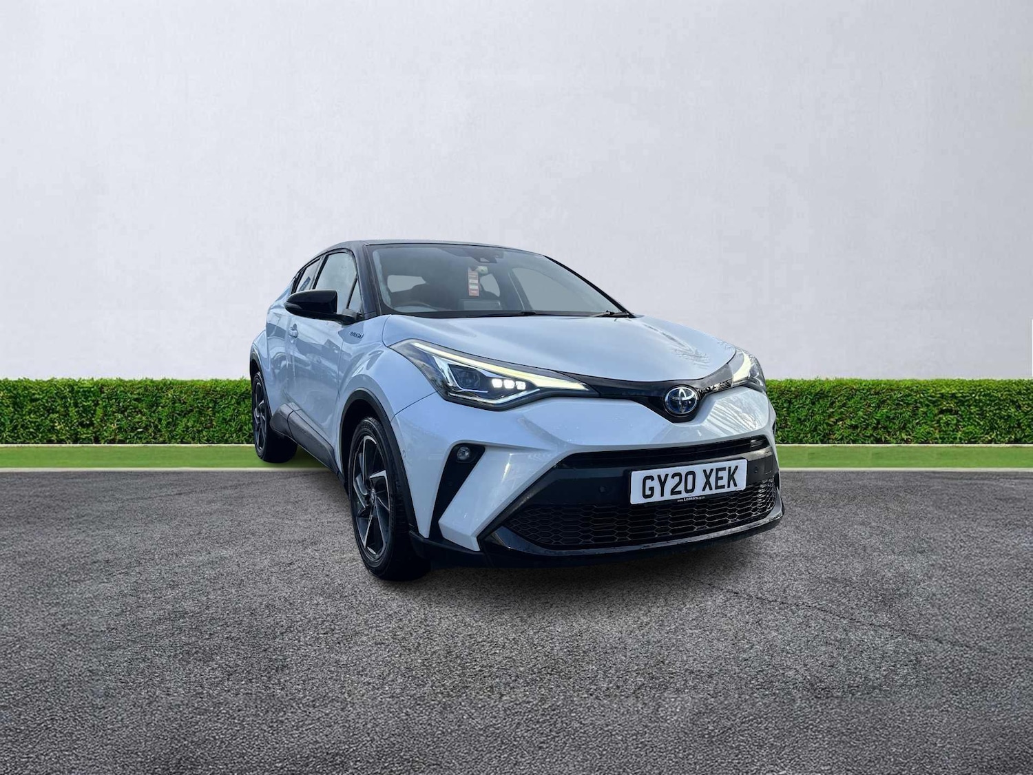 Used Toyota C-HR 2020 for sale - 76628155: Photo 1