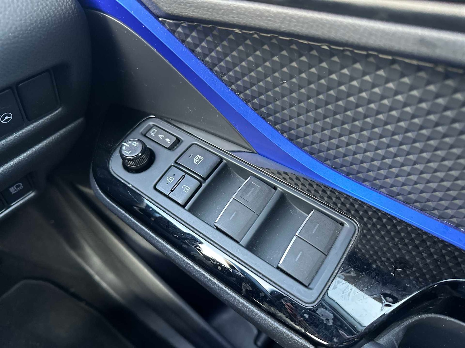 Used Toyota C-HR 2020 for sale - 76628155: Photo 20