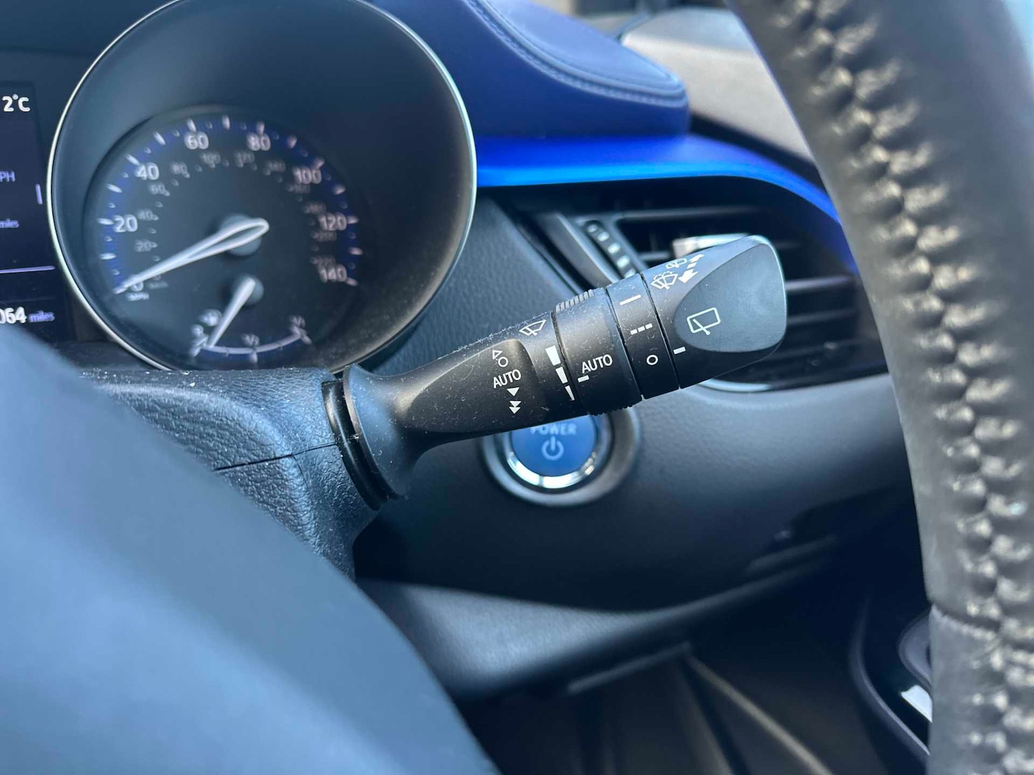 Used Toyota C-HR 2020 for sale - 76628155: Photo 25