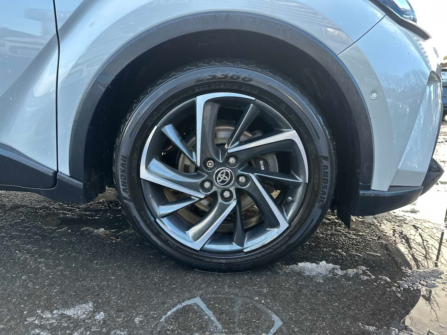 Used Toyota C-HR 2020 for sale - 76628155: Photo 6