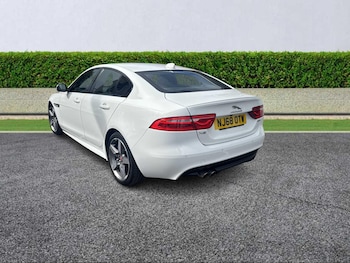 Used Jaguar XE 2018 for sale - 76477255: Photo
