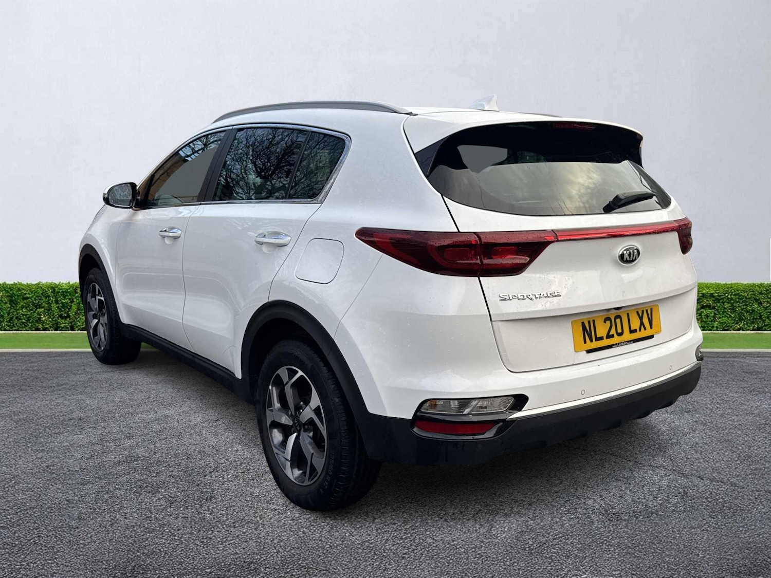 Used Kia Sportage 2020 for sale - 76837224: Photo 2