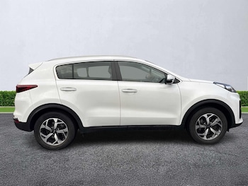 Used Kia Sportage 2020 for sale - 76837224: Photo