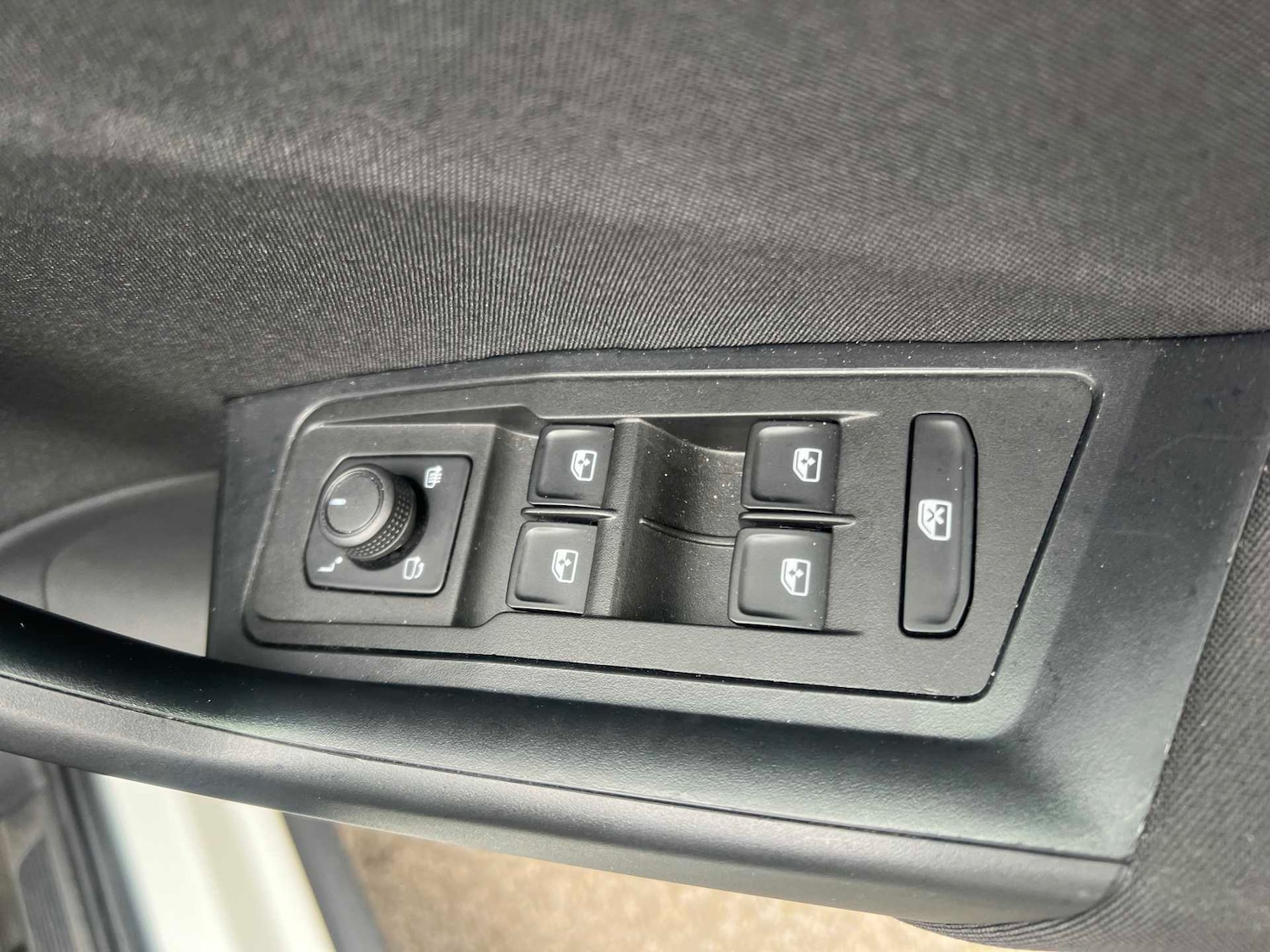 Used Volkswagen T-Roc 2023 for sale - 78011639: Photo 20