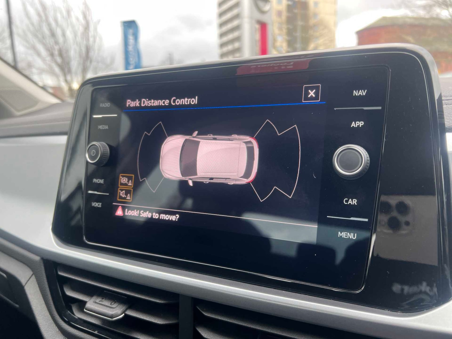 Used Volkswagen T-Roc 2023 for sale - 78011639: Photo 21